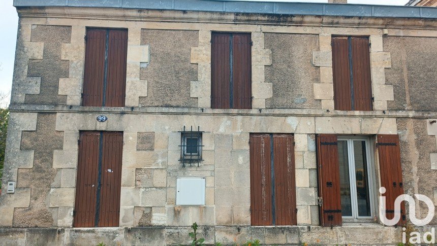 Maison de ville 7 pièces de 148 m² à Montendre (17130)