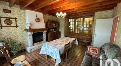 Country house 6 rooms of 150 m² in Savigny-le-Vieux (50640)