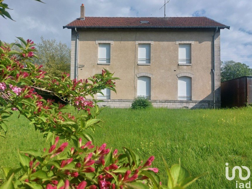 Maison 9 pièces de 230 m² à Audun-le-Roman (54560)