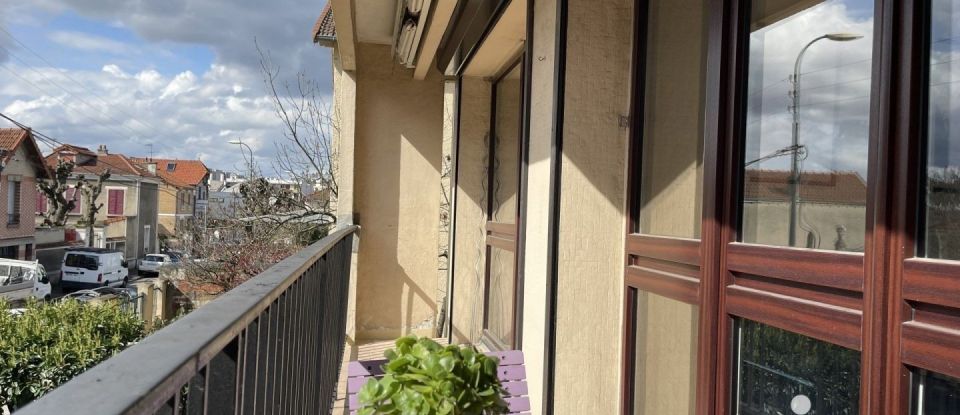 Appartement 4 pièces de 81 m² à Saint-Maur-des-Fossés (94100)