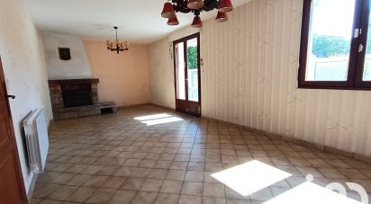 Traditional house 4 rooms of 80 m² in Fougères (35300)