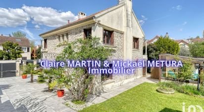 House 5 rooms of 135 m² in Taverny (95150)