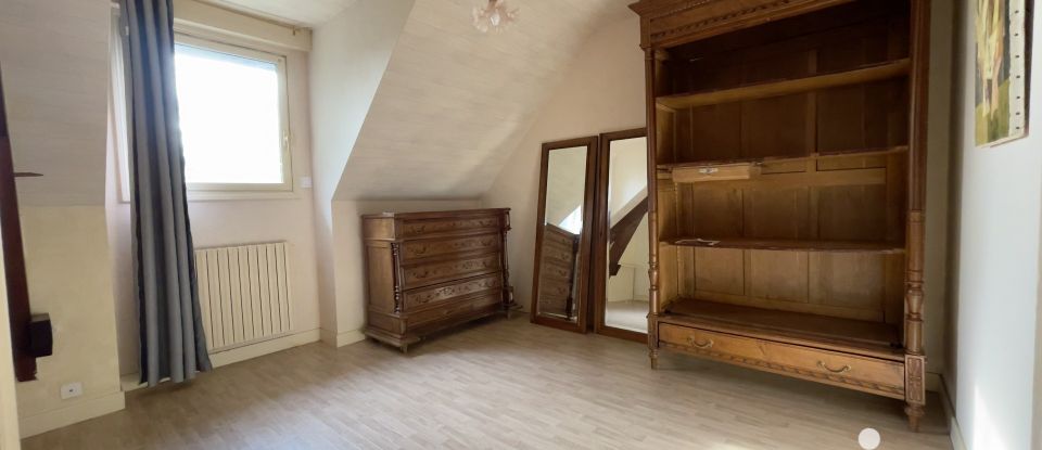 Maison traditionnelle 5 pièces de 136 m² à Saint-Nazaire (44600)