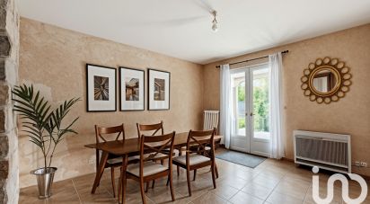 Maison traditionnelle 5 pièces de 107 m² à Pontault-Combault (77340)