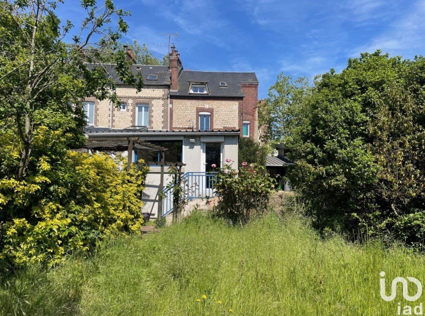 Maison 7 pièces de 159 m² à Sotteville-lès-Rouen (76300)