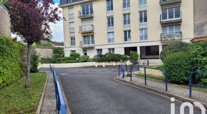 Apartment 1 room of 32 m² in Fontainebleau (77300)
