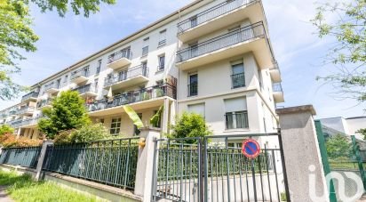 Appartement 4 pièces de 68 m² à Sainte-Geneviève-des-Bois (91700)