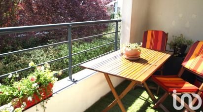 Apartment 4 rooms of 82 m² in Viry-Châtillon (91170)
