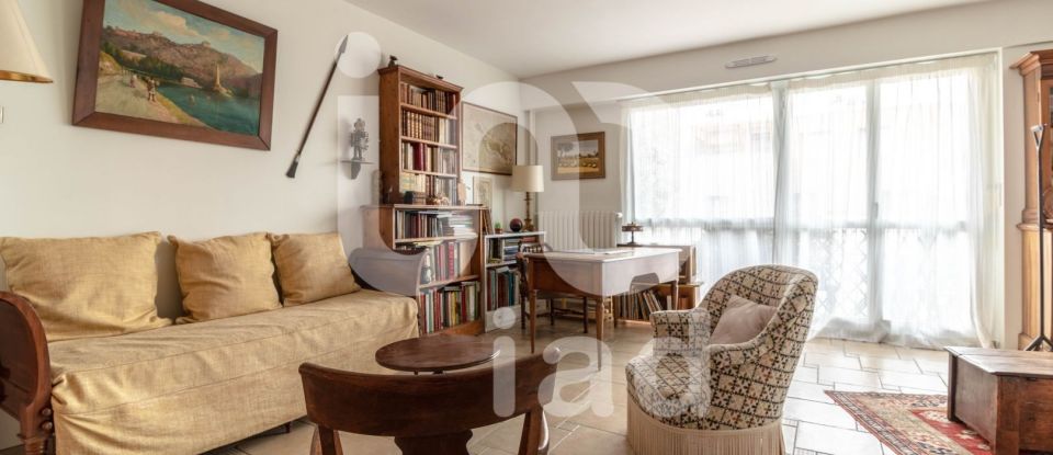 Apartment 4 rooms of 116 m² in Paris (75015)
