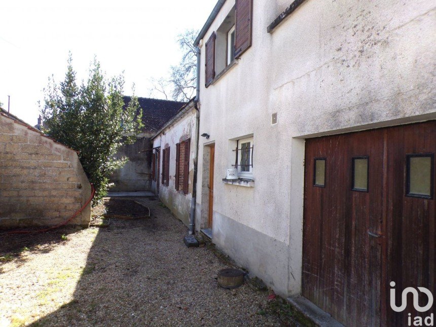 Maison 6 pièces de 148 m² à Saint-Julien-du-Sault (89330)