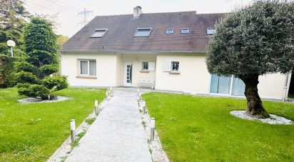 House 8 rooms of 200 m² in Châtenay-Malabry (92290)