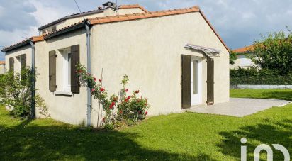 Traditional house 5 rooms of 120 m² in Royan (17200)