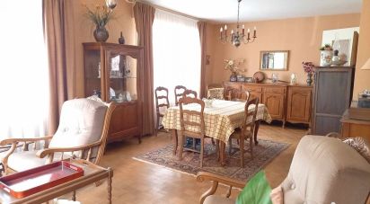 House 7 rooms of 122 m² in Feignies (59750)
