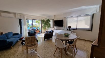Appartement 2 pièces de 67 m² à Toulon (83000)