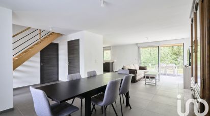 Maison 5 pièces de 135 m² à Rosult (59230)