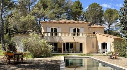 Traditional house 8 rooms of 300 m² in Cabriès (13480)