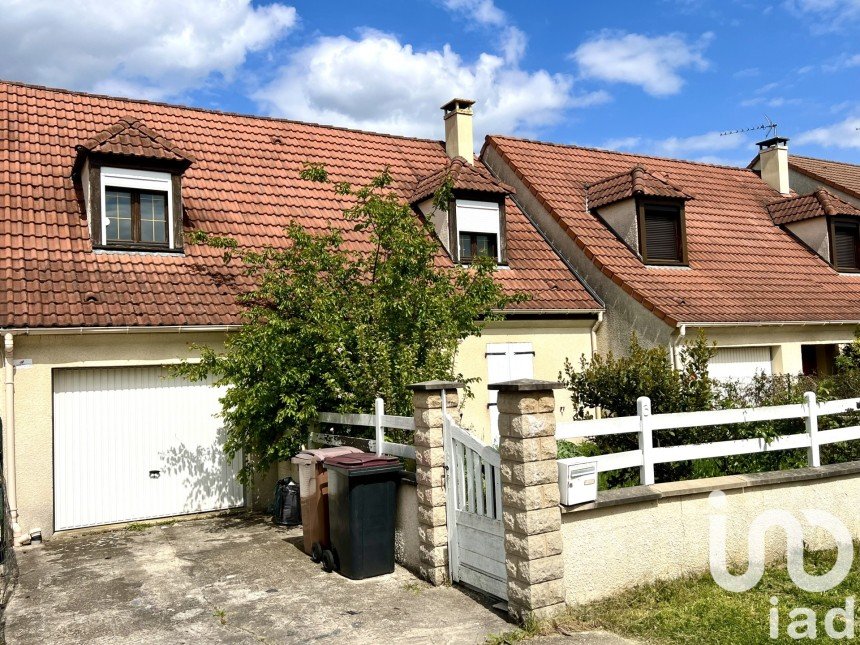 House 5 rooms of 98 m² in Bondoufle (91070)