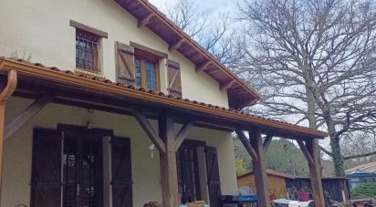 Traditional house 5 rooms of 154 m² in Carcans (33121)