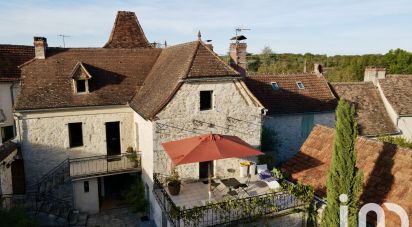 Maison de village 5 pièces de 190 m² à Grèzes (46320)