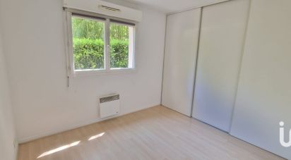 Apartment 3 rooms of 52 m² in Bordeaux (33300)