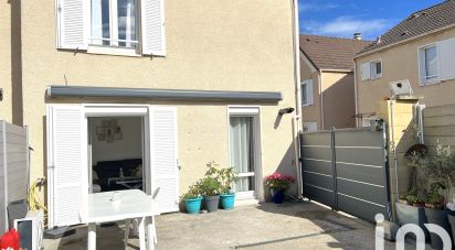 House 6 rooms of 101 m² in Élancourt (78990)