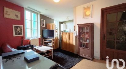 Apartment 2 rooms of 45 m² in Sain-Bel (69210)