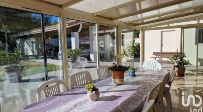Traditional house 4 rooms of 144 m² in Saint-Palais-sur-Mer (17420)