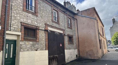House 6 rooms of 108 m² in Montargis (45200)