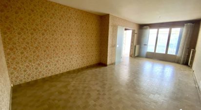 House 4 rooms of 77 m² in Amilly (45200)