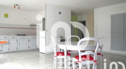 House 4 rooms of 64 m² in Port-des-Barques (17730)