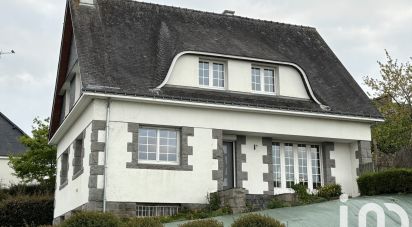 Maison traditionnelle 7 pièces de 132 m² à Pontivy (56300)