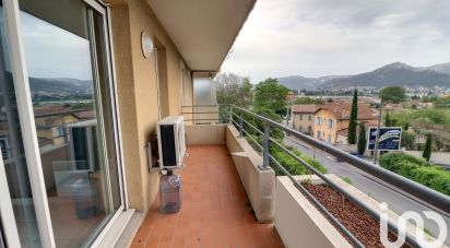 Apartment 2 rooms of 33 m² in Marseille (13011)