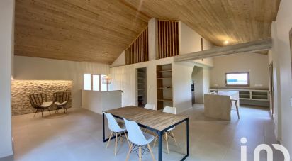 Maison de campagne 4 pièces de 105 m² à La Baume-d'Hostun (26730)