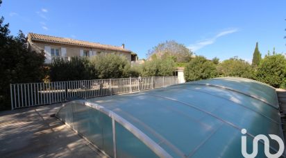 Traditional house 9 rooms of 500 m² in Saint-Saturnin-lès-Avignon (84450)
