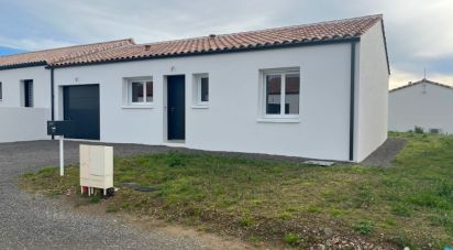 House 4 rooms of 76 m² in Talmont-Saint-Hilaire (85440)