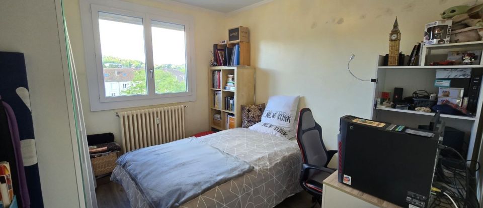 Apartment 3 rooms of 77 m² in La Tour-du-Pin (38110)