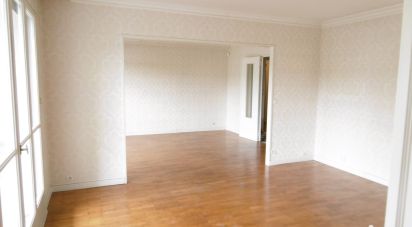 Apartment 11 rooms of 214 m² in Montbéliard (25200)