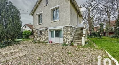 House 5 rooms of 107 m² in Dammarie-les-Lys (77190)