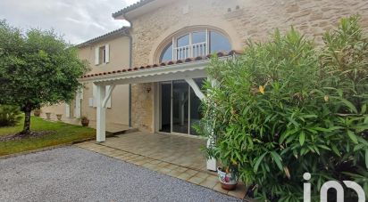 Country house 6 rooms of 172 m² in Saint-Martial (33490)