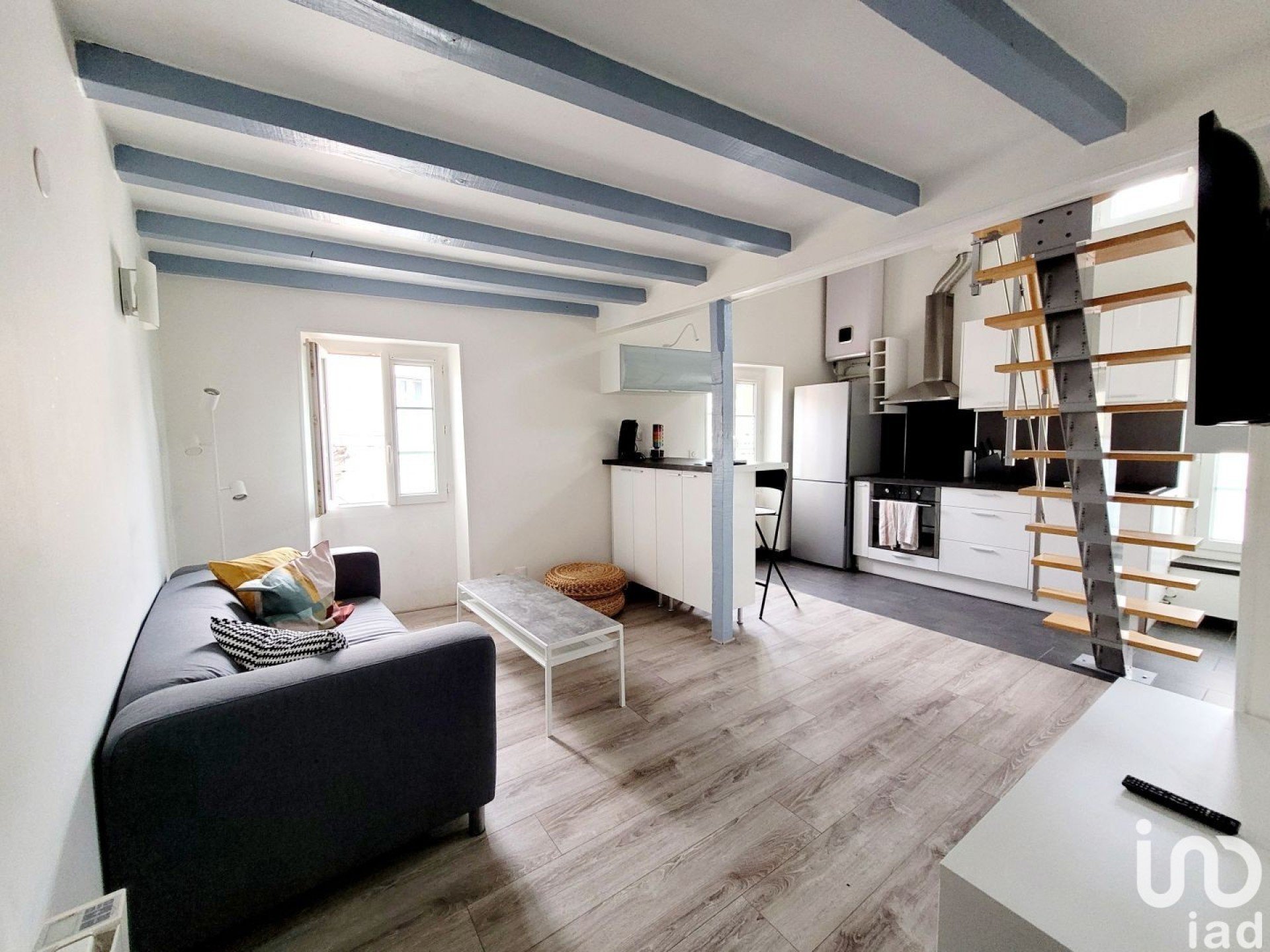 Appartement 1 pièce(s) 27 m²à louer Pontoise
