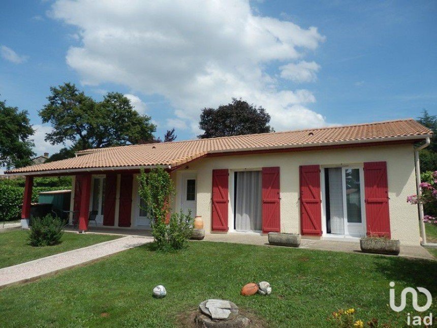 Maison 5 pièces de 97 m² à Sadirac (33670)