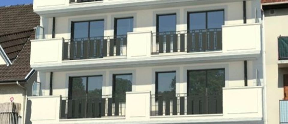 Apartment 3 rooms of 91 m² in Sainte-Geneviève-des-Bois (91700)