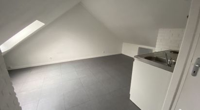 Apartment 1 room of 10 m² in Amiens (80000)