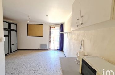 Apartment 1 room of 22 m² in Six-Fours-les-Plages (83140)