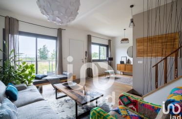 Maison 3 pièces de 97 m² à Suresnes (92150)