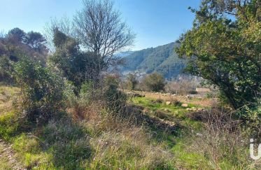 Land of 1,620 m² in Peillon (06440)
