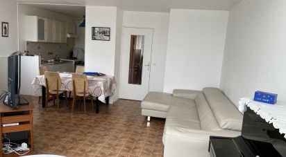 Apartment 3 rooms of 75 m² in Ermont (95120)
