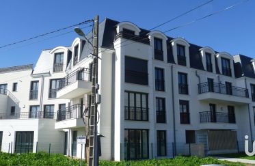 Appartement 3 pièces de 75 m² à Sainte-Geneviève-des-Bois (91700)