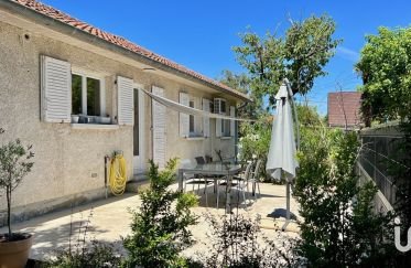 House 5 rooms of 126 m² in Castelginest (31780)