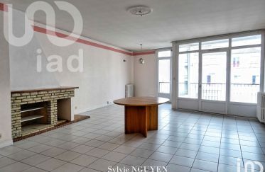 Apartment 3 rooms of 90 m² in Angoulême (16000)